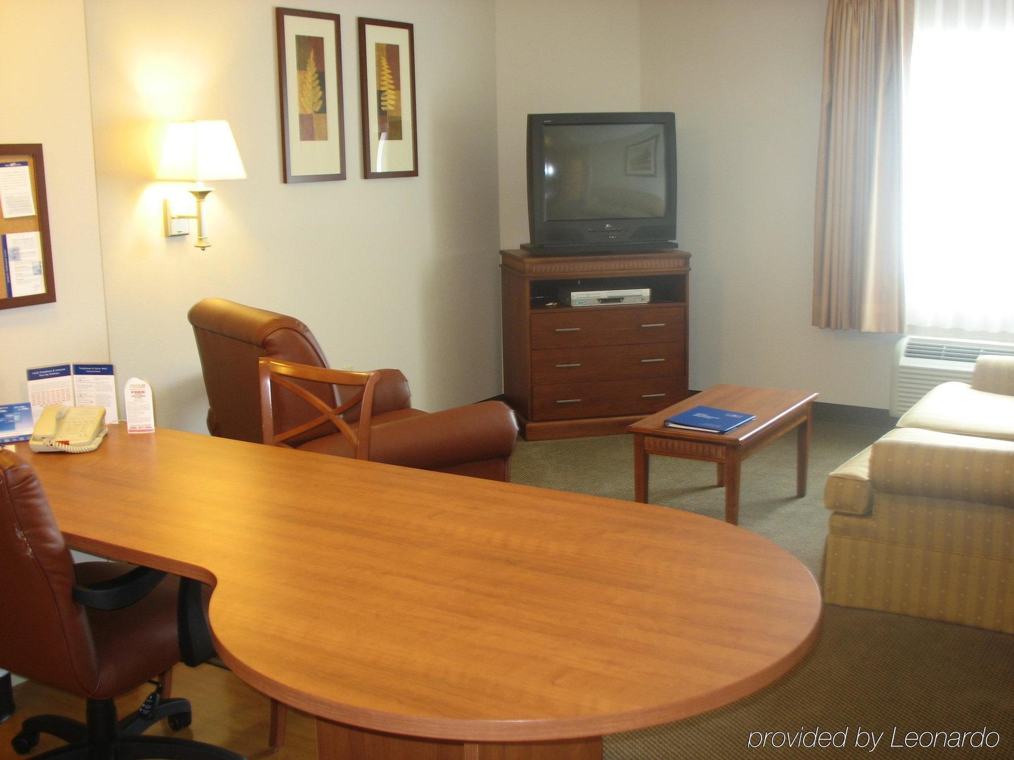 Candlewood Suites Fort Wayne - Nw, An Ihg Hotel Room photo